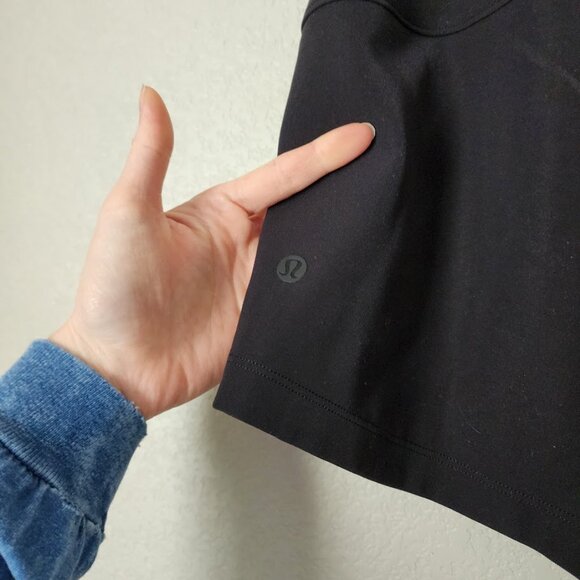 LULULEMON On the Fly Black Woven Drawstring Shorts W7AFBS Travel wear in black 6 - Picture 4 of 6